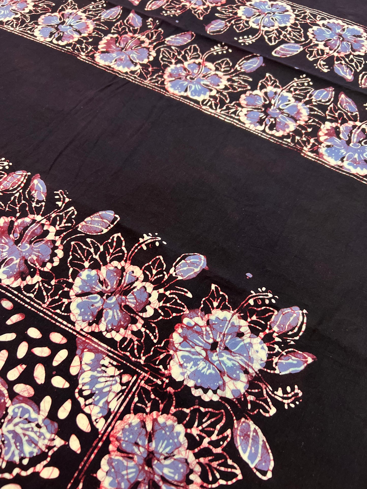 Batik Table Cloth - Purple Bunga Raya