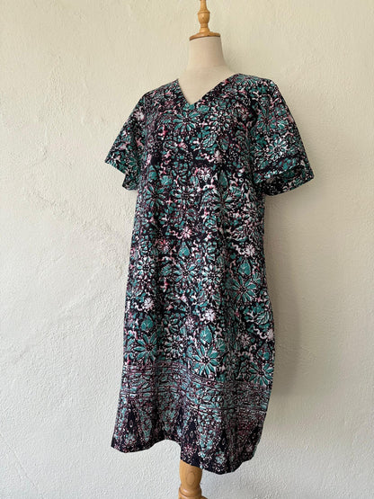 Sally Dress V-Neck Plus Size - 12