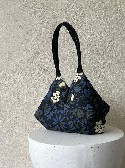 Julia Reversible Batik Handbag - 04